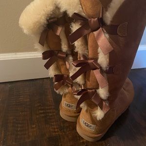 UGG Bailey Bow Tall II Boot, size 8
